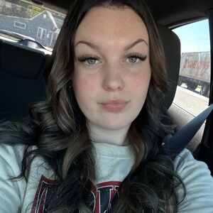 Meet your Posher, Journie